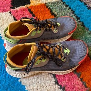 Wmns Pegasus Trail 2 GTX 'Smoke Grey Bucktan'